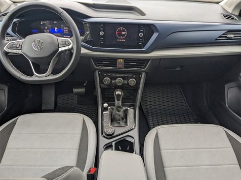 New 2024 Volkswagen Taos SE image 14