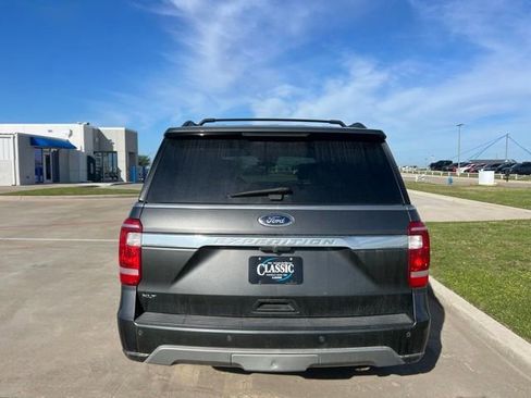 Used 2021 Ford Expedition XLT RWD image 5