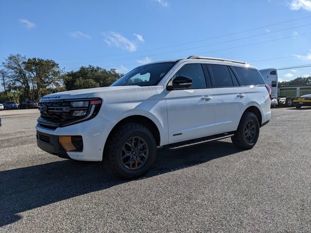 Used 2025 Ford Expedition Tremor AWD/4WD image 8