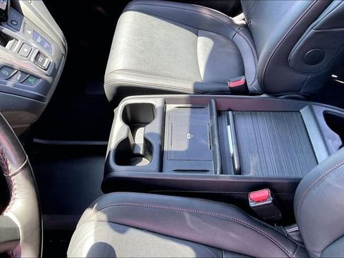 Used 2025 Honda Odyssey Sport-L image 13