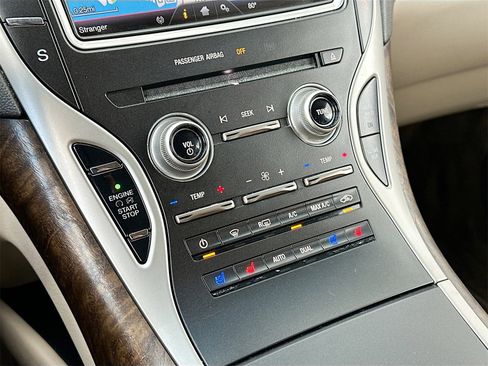 Used 2016 Lincoln MKX Reserve w/ Technology Package image 16