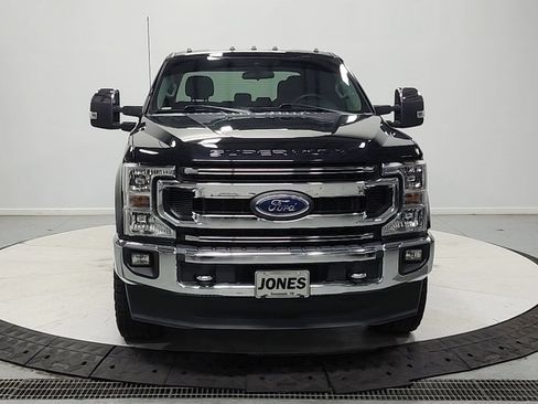 Used 2021 Ford F250 XLT w/ XLT Premium Package AWD/4WD image 3