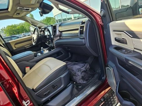 Used 2023 RAM 3500 Limited AWD/4WD image 3
