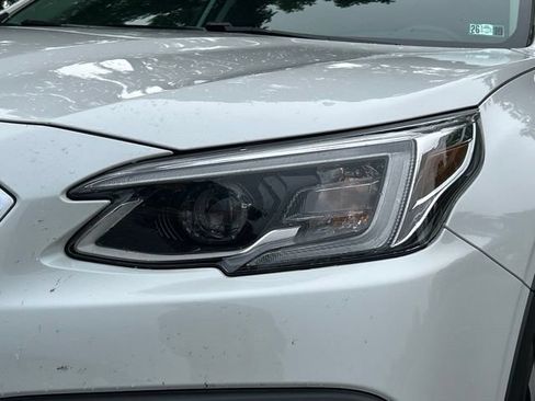 Used 2022 Subaru Outback Limited w/ Popular Package #2 AWD/4WD image 10