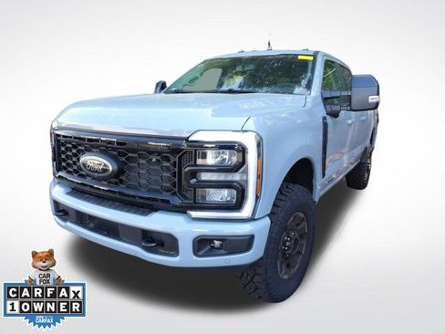 Used 2025 Ford F250 Lariat w/ Lariat Ultimate Package image 9