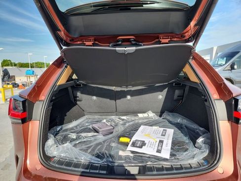 New 2025 Lexus NX 350h AWD w/ Accessory Package (Z2) image 24