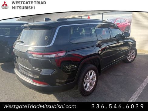 Used 2023 Jeep Grand Cherokee L Limited w/ Luxury Tech Group II image 8