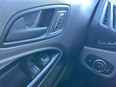 Used 2023 Ford Transit Connect XL image 31