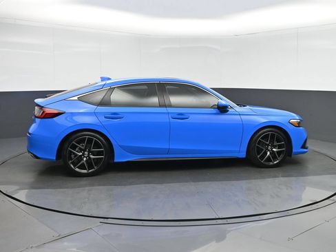 Used 2023 Honda Civic Sport Touring image 8
