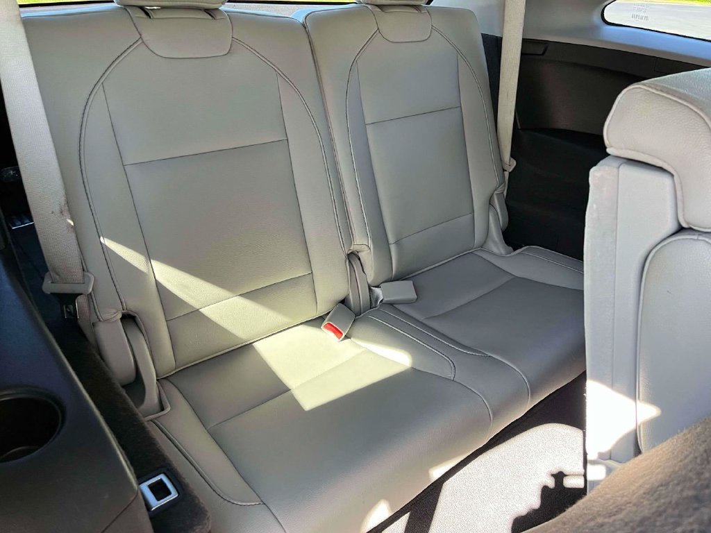 Used 2020 Acura MDX w/ Technology Package AWD/4WD image 21
