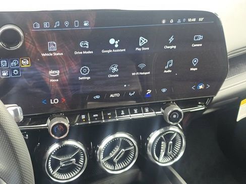 New 2025 Chevrolet Blazer EV LT image 30