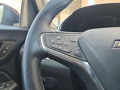 Used 2024 Chevrolet Equinox LT FWD image 21
