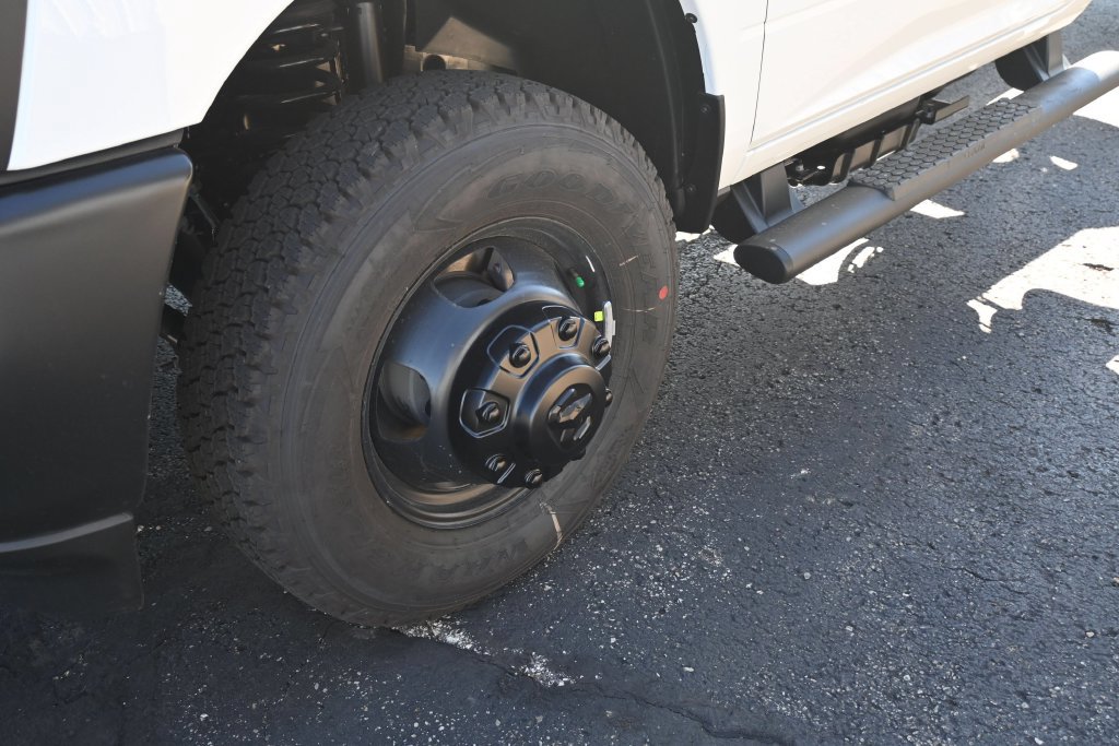 New 2027 RAM 3500 Tradesman AWD/4WD image 10