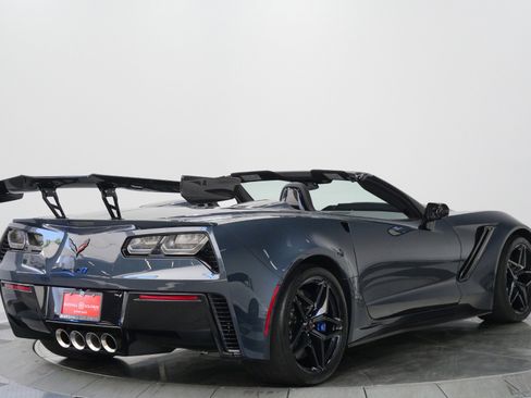 Used 2019 Chevrolet Corvette ZR1 RWD image 9