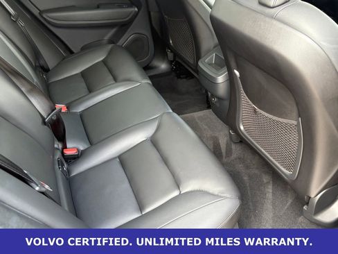 Certified 2025 Volvo XC60 B5 Core AWD/4WD image 34
