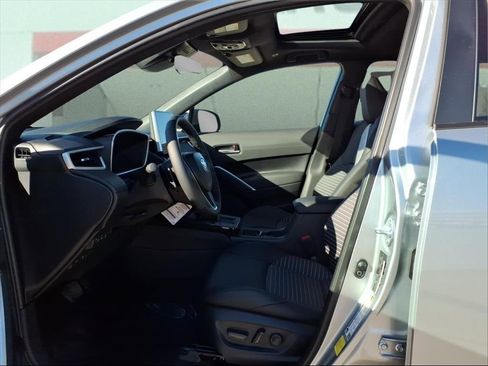 Certified 2026 Toyota Corolla Cross XSE w/ Convenience Package image 16