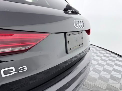 Used 2020 Audi Q3 2.0T Premium w/ Convenience Package image 30