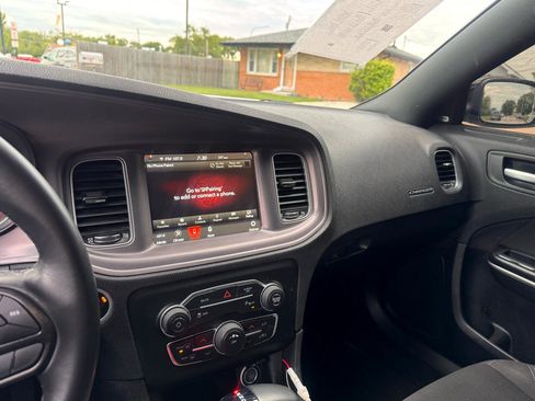 Used 2023 Dodge Charger SXT image 14