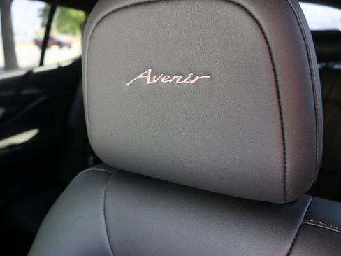 New 2025 Buick Envista Avenir image 16