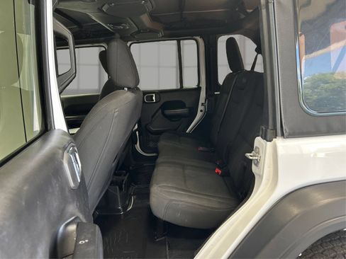 Used 2022 Jeep Wrangler Unlimited Sport AWD/4WD image 10