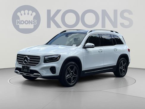 Used 2026 Mercedes-Benz GLB 250 4MATIC image 1
