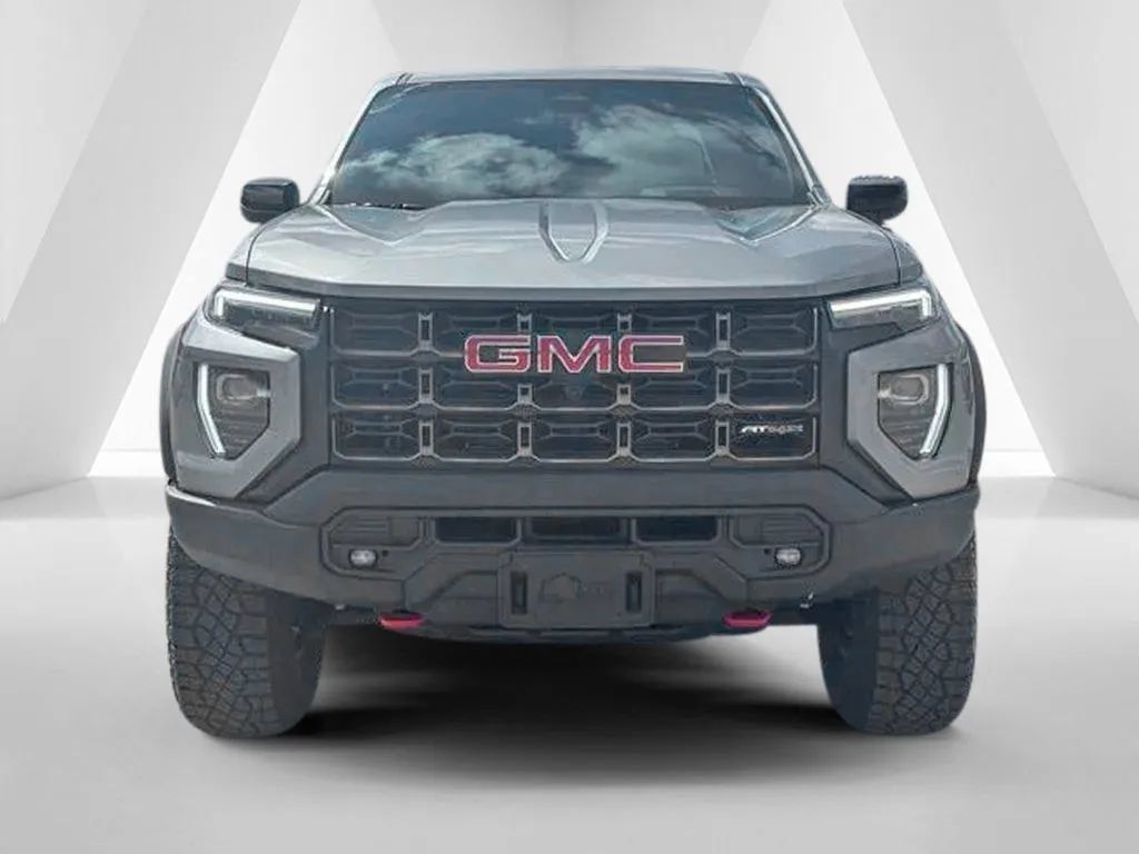 Used 2024 GMC Canyon AT4X w/ AT4X AEV Edition AWD/4WD image 2
