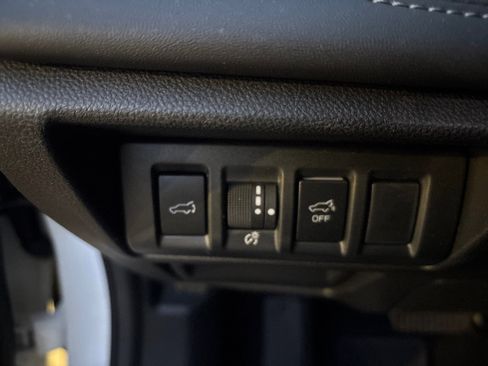 Certified 2025 Subaru Outback Limited w/ Popular Package #2 image 17