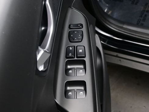 Certified 2023 Hyundai Kona SEL w/ Convenience Package image 10