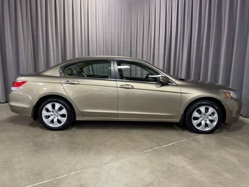 Used 2009 Honda Accord EX-L image 4