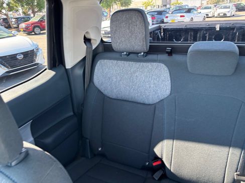 Used 2026 Ford Maverick XLT FWD image 34