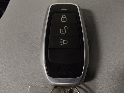 Used 2021 Hyundai Palisade SEL w/ Premium Package FWD image 32