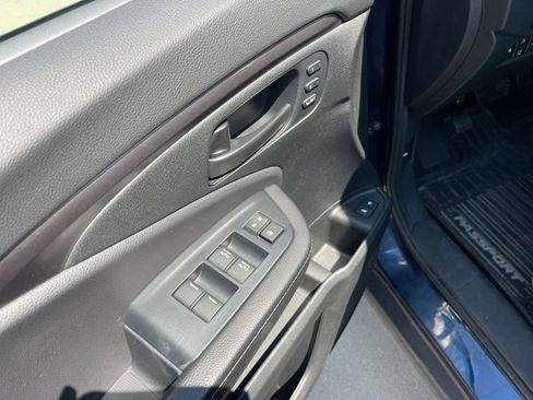 Used 2023 Honda Passport EX-L image 6