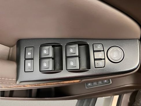 Used 2019 GMC Yukon Denali AWD/4WD image 21