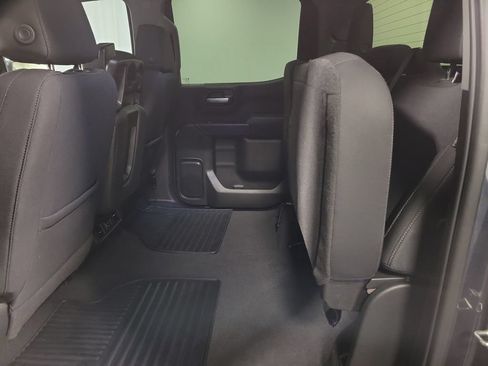 Used 2021 Chevrolet Silverado 1500 LT AWD/4WD image 31