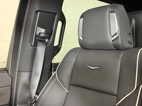 Certified 2025 Cadillac Escalade Sport w/ Touring Package image 19