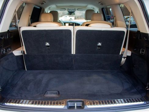 Used 2022 Mercedes-Benz GLS 450 4MATIC image 23