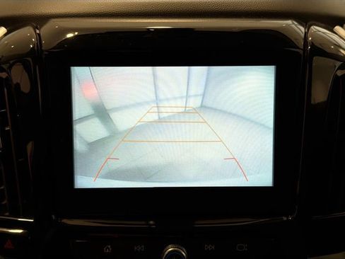 Certified 2018 Chevrolet Traverse LT image 12