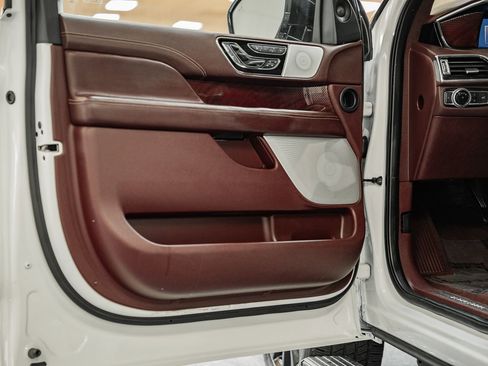 Used 2021 Lincoln Navigator L Black Label w/ Special Edition Package image 49