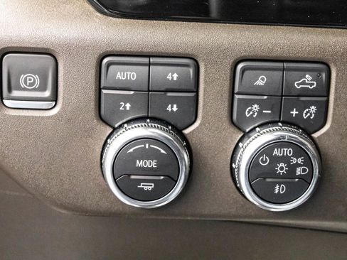 Used 2023 GMC Sierra 1500 SLT w/ SLT Premium Package image 19