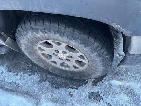 Used 2003 Chevrolet Tahoe Z71 image 10