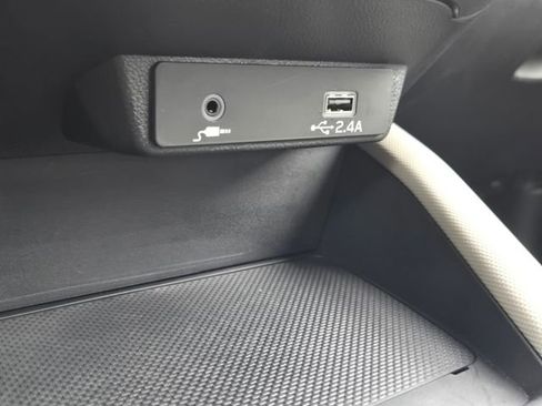 Used 2025 Subaru Forester image 18