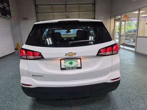 Used 2022 Chevrolet Equinox LS FWD image 8