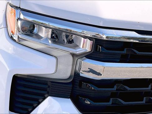 Used 2023 Chevrolet Silverado 1500 LT image 27