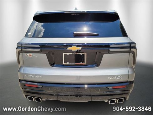 New 2026 Chevrolet Traverse High Country image 4