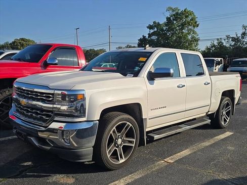 Used 2017 Chevrolet Silverado 1500 LTZ AWD/4WD image 12