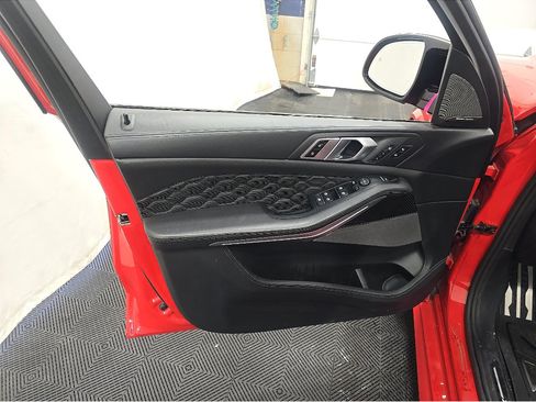 Used 2021 BMW X5 M AWD/4WD image 12
