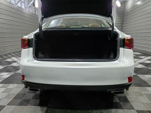 Used 2018 Lexus IS 300 image 38