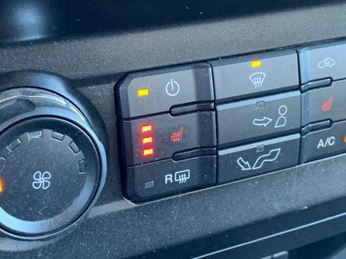 Used 2020 Ford F150 XLT w/ Equipment Group 302A Luxury image 19