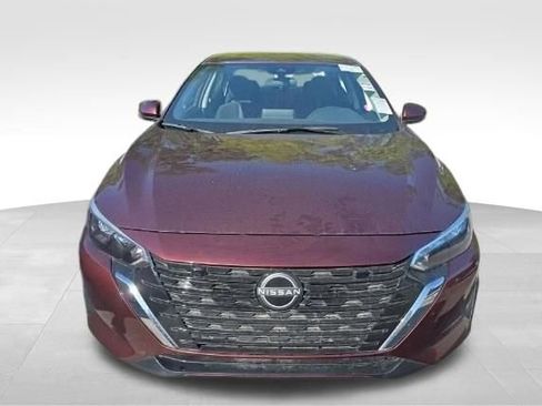 Used 2025 Nissan Sentra SV w/ All-Weather Package FWD image 2