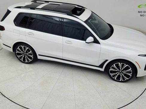 Used 2024 BMW X7 xDrive40i w/ M Sport Package AWD/4WD image 80